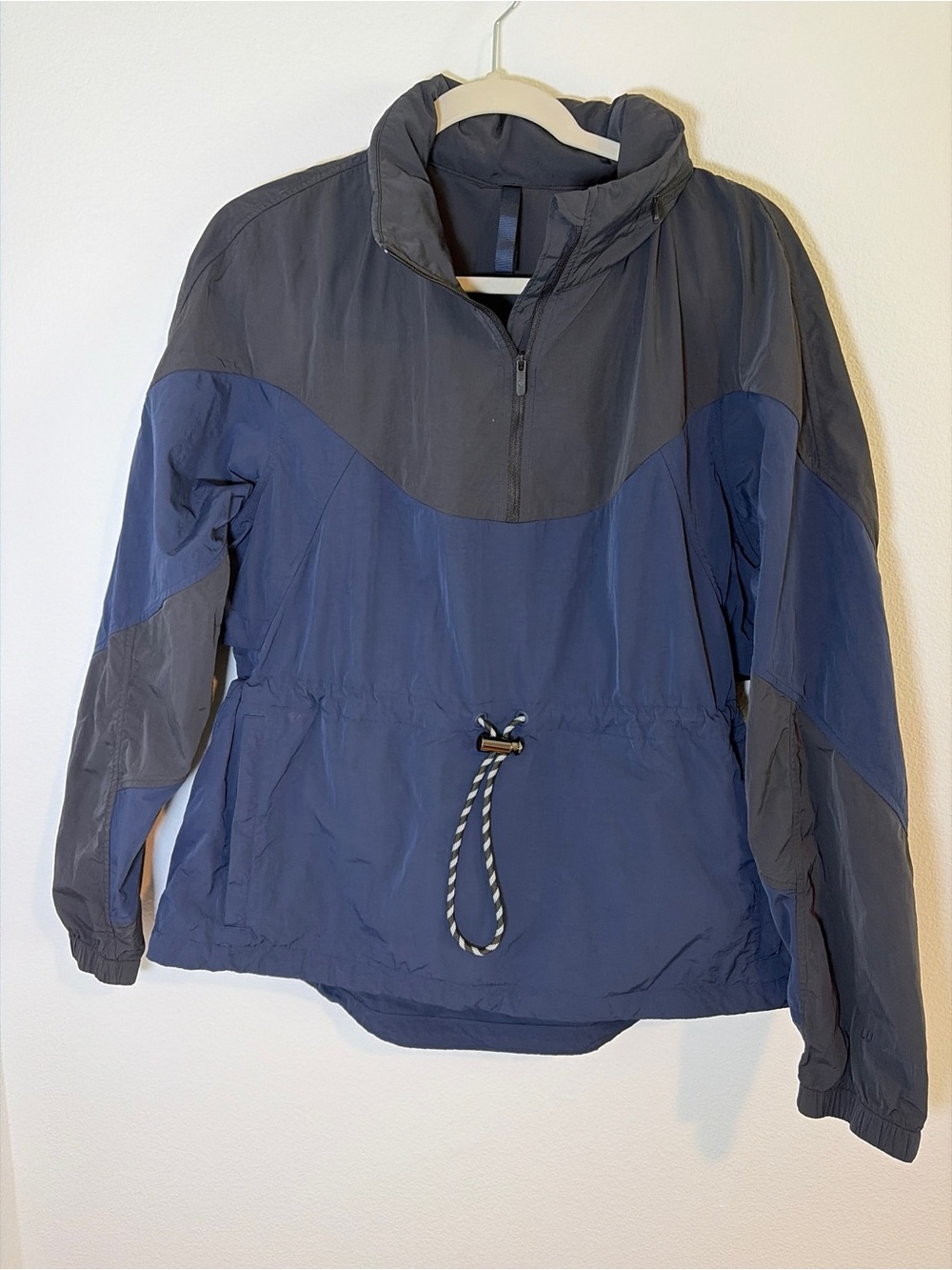 Lululemon Jacket Womens Size 8 Cinch-Waist Half-Zip Running Windbreaker Hooded
